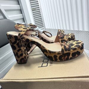 NEW in box, Boohoo Leopard Print Platform Heels